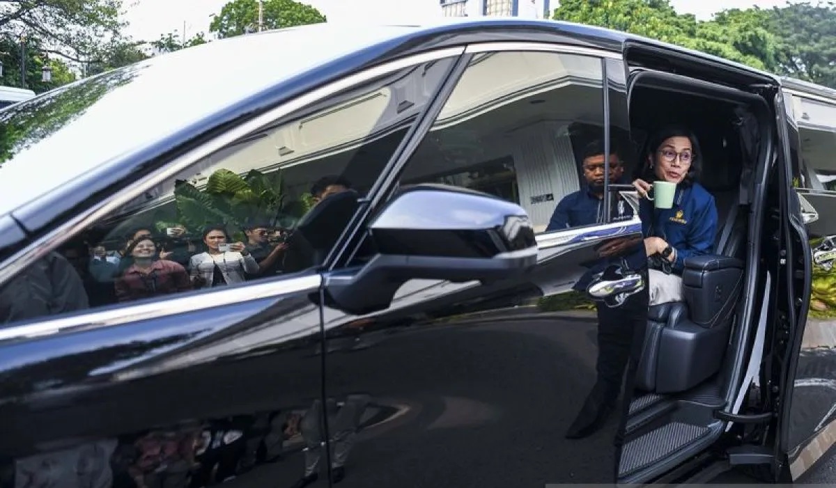 finance-minister-reports-rp-200-trillion-state-revenue-surge-in-march
