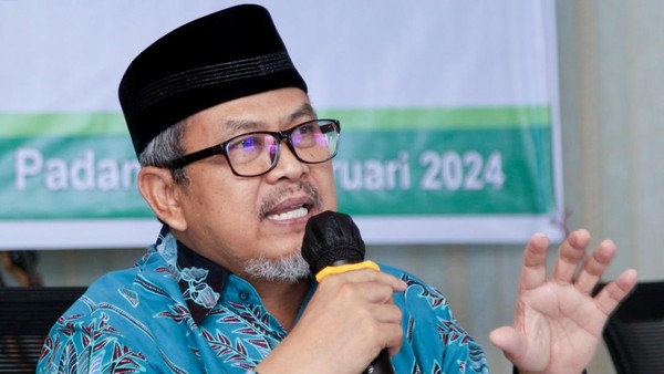 head-of-islamic-association-commends-inp-for-smooth-homecoming-traffic