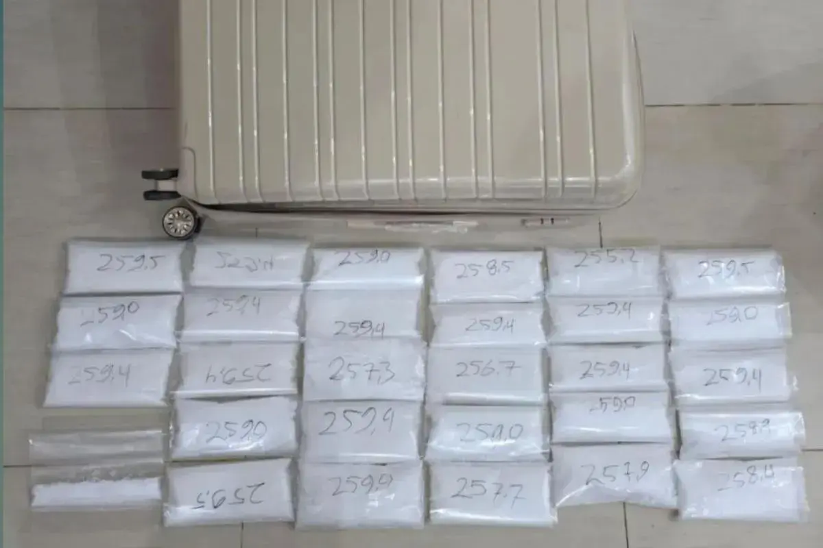police-foil-13-kg-meth-smuggling-attempt-at-pekanbaru-airport