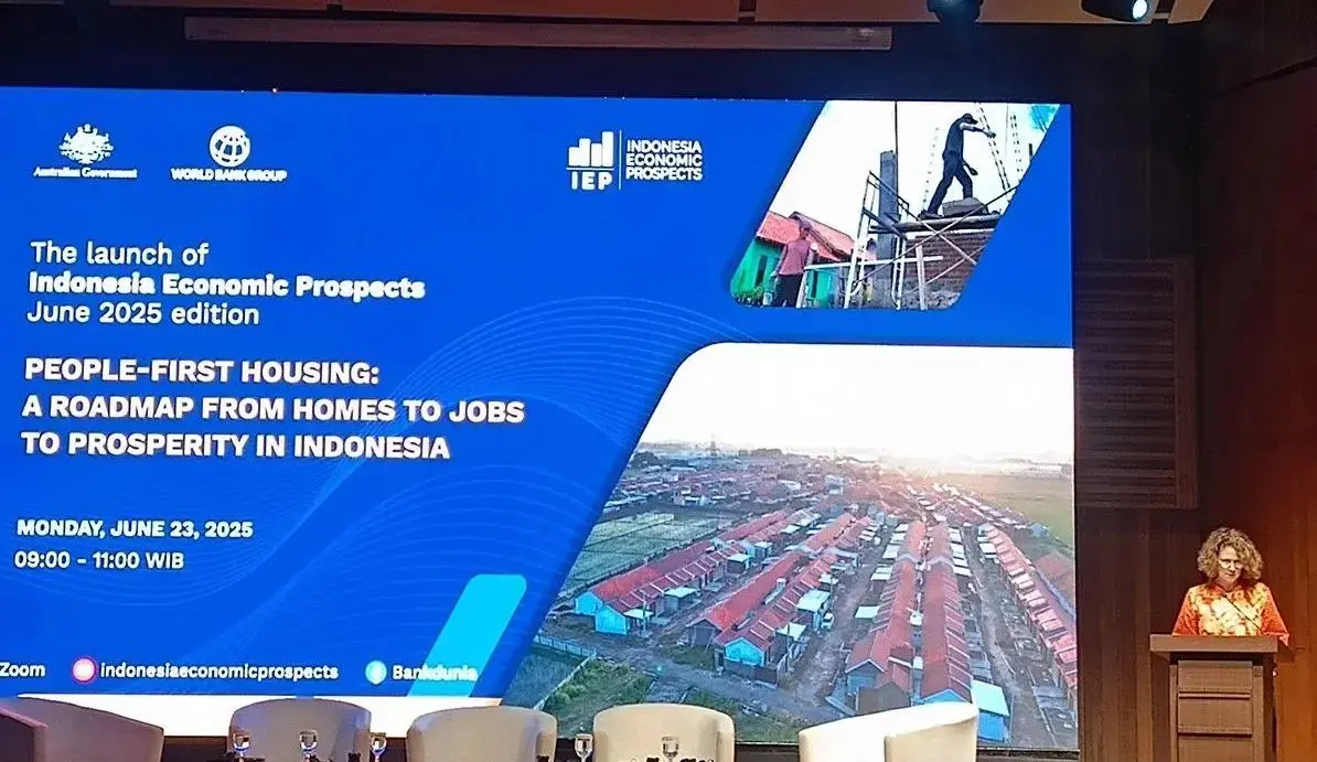 indonesias-economy-shows-resilience-amid-global-uncertainty-world-bank