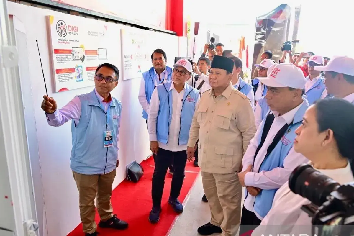 warehouses-loan-outlets-pharmacies-available-at-village-cooperatives-president-prabowo