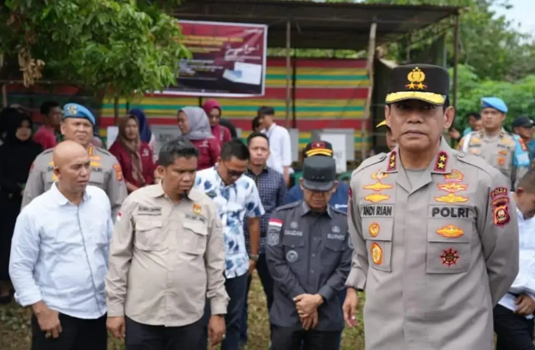 south-sumatra-police-ensure-security-for-empat-lawang-revote