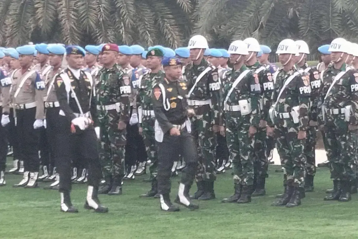 tni-commander-urges-soldiers-to-serve-public-without-arrogance