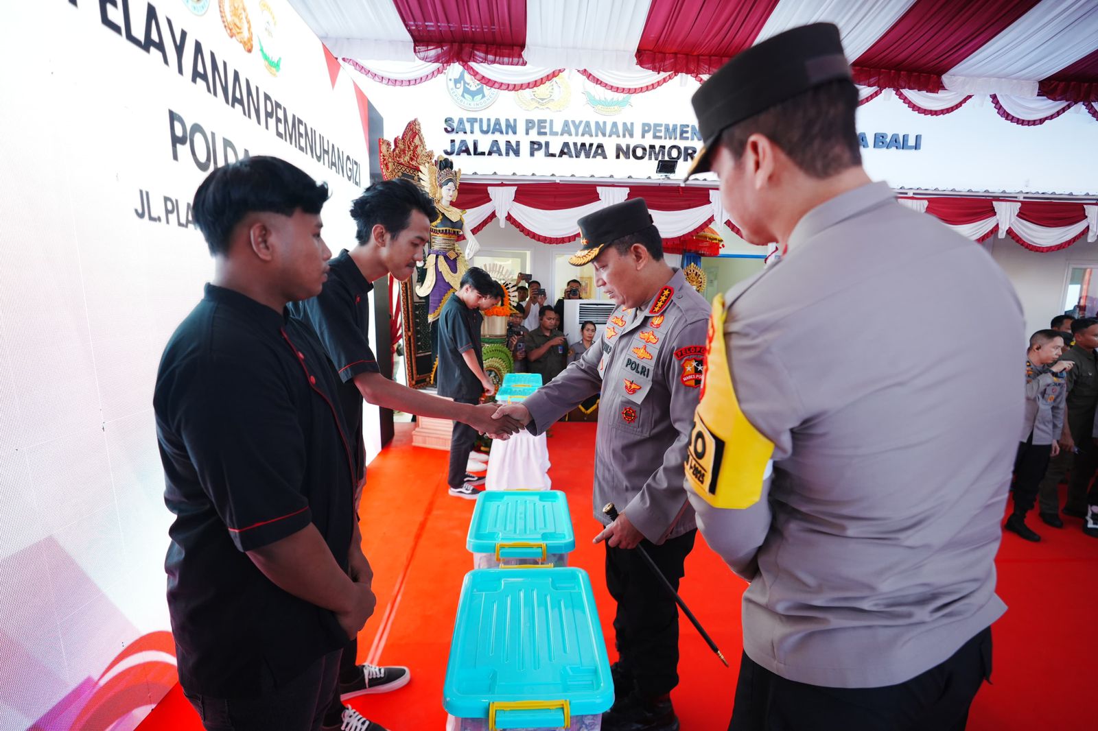 inp-chief-reviews-sppg-bali-regional-police-in-support-to-mbg-program