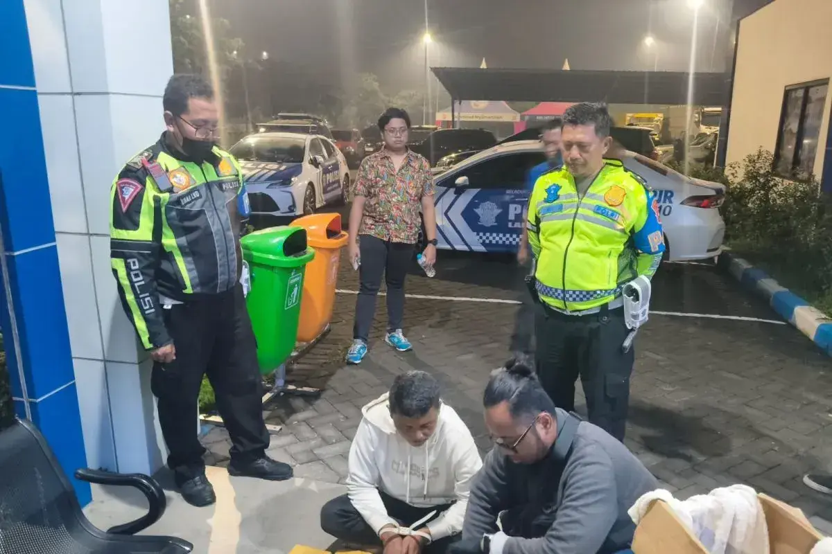 police-thwarts-7-kg-meth-smuggling-on-surabaya-mojokerto-toll-road