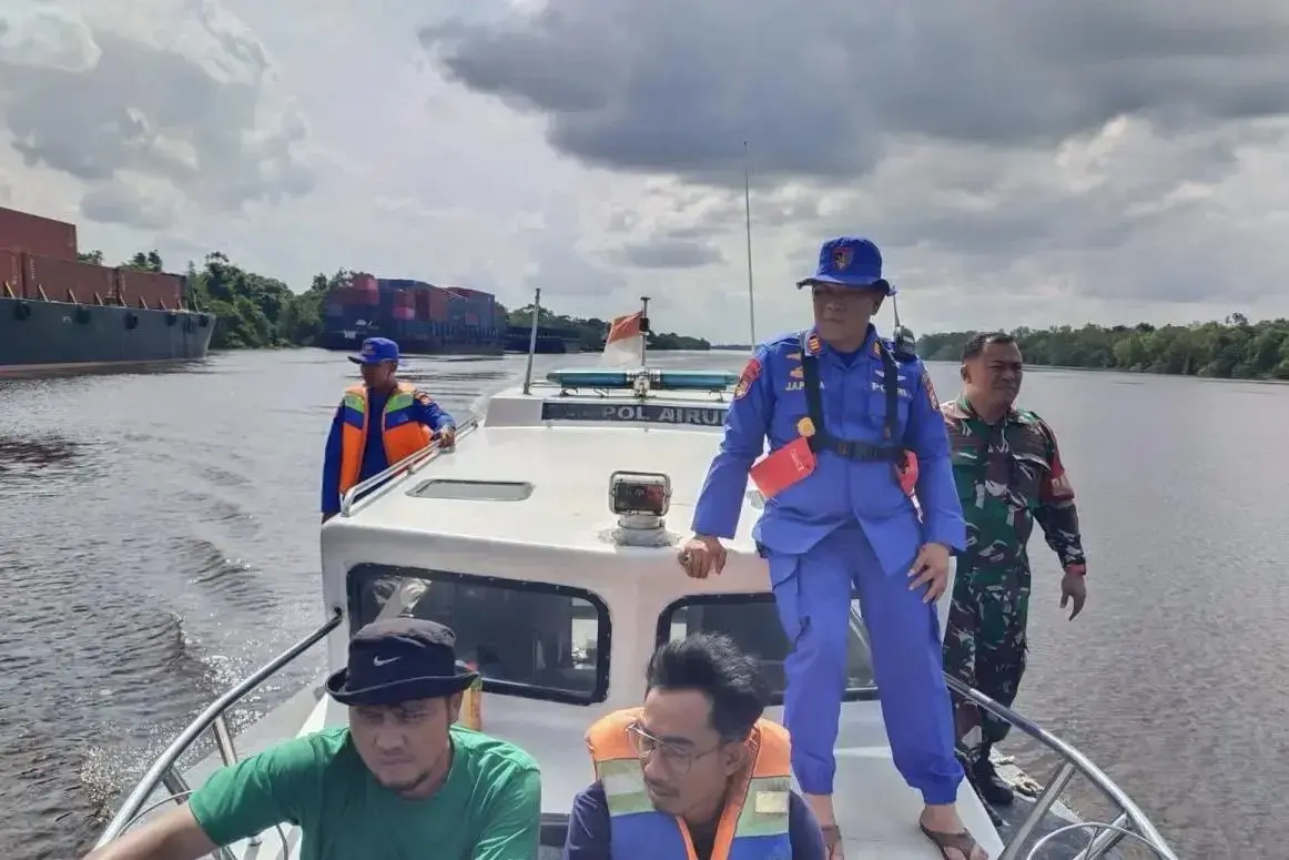 malaysian-ship-crew-member-drowns-in-siak-river-riau
