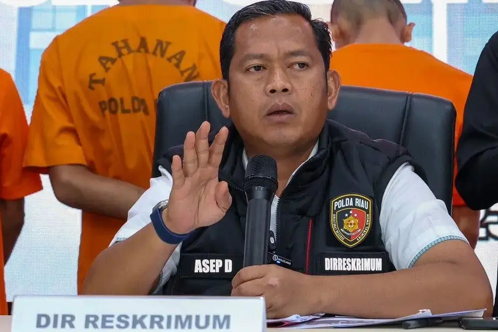 two-illegal-migrant-worker-transporter-arrested-by-police-in-riau