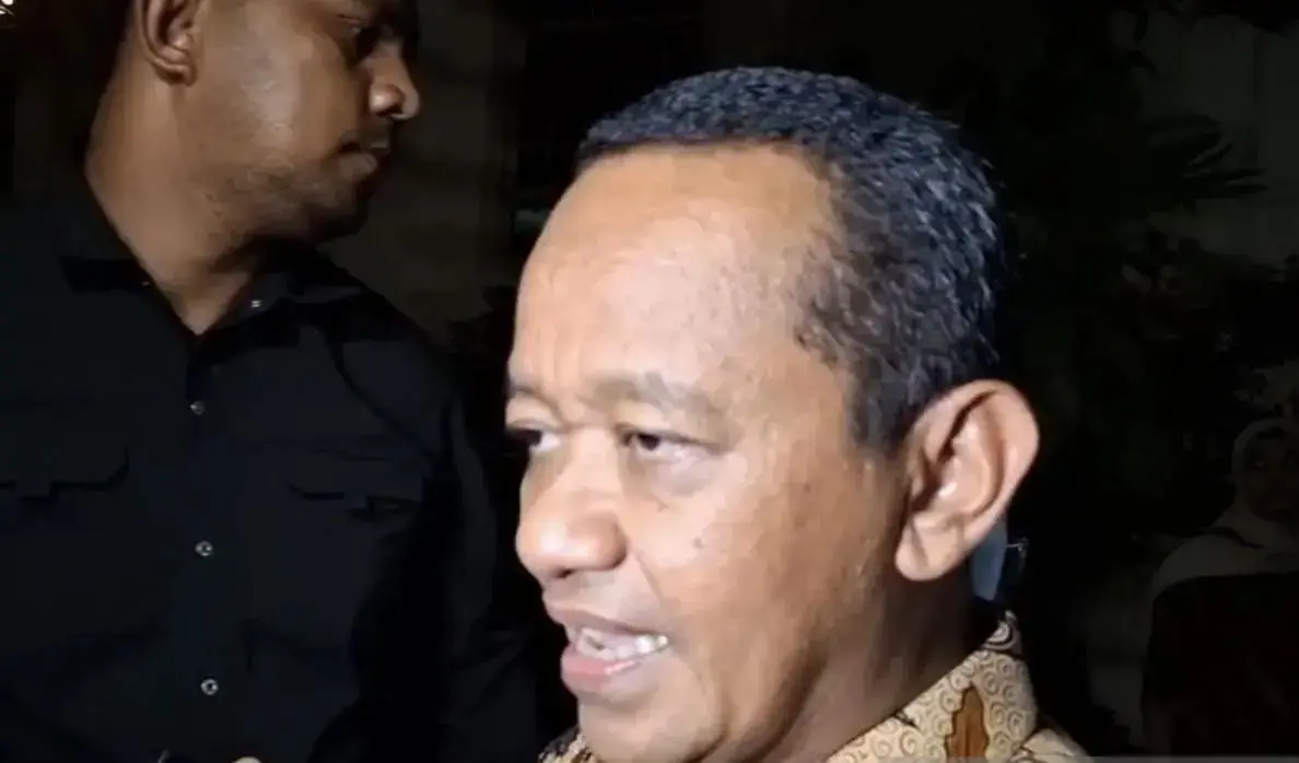 minister-bahlil-denies-fuel-shortage-urges-private-firms-to-partner-with-pertamina
