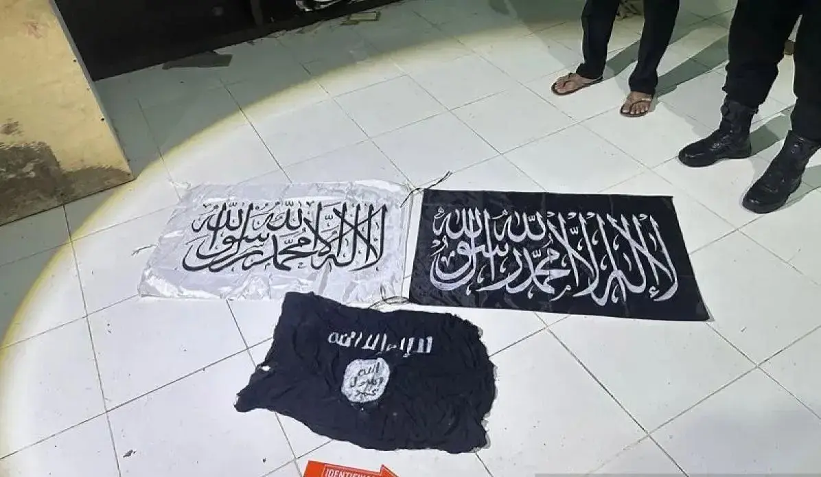 densus-88-arrests-four-isis-supporters-in-sumatra-crackdown