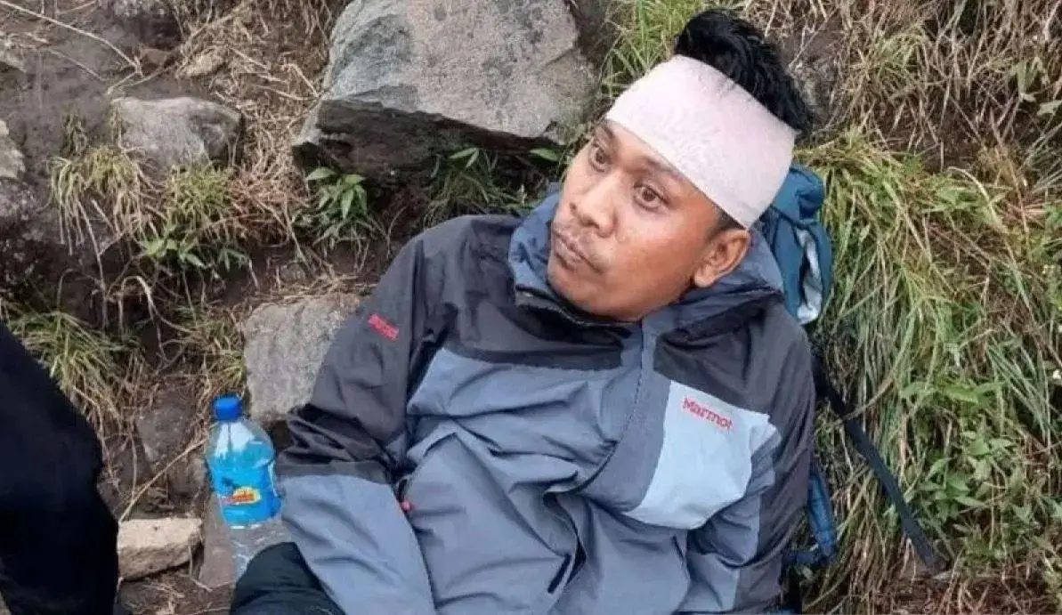 malaysian-climber-rescued-after-slipping-on-mount-rinjani