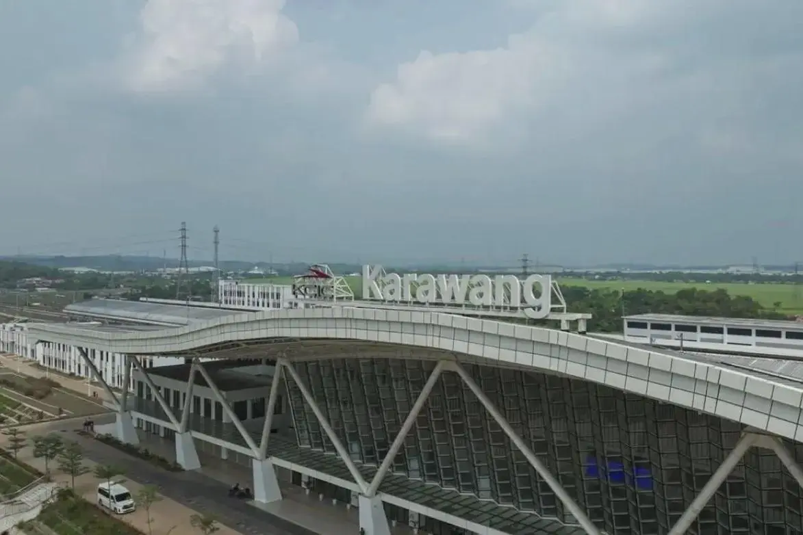 kcic-starts-selling-whoosh-tickets-for-karawang-station-routes