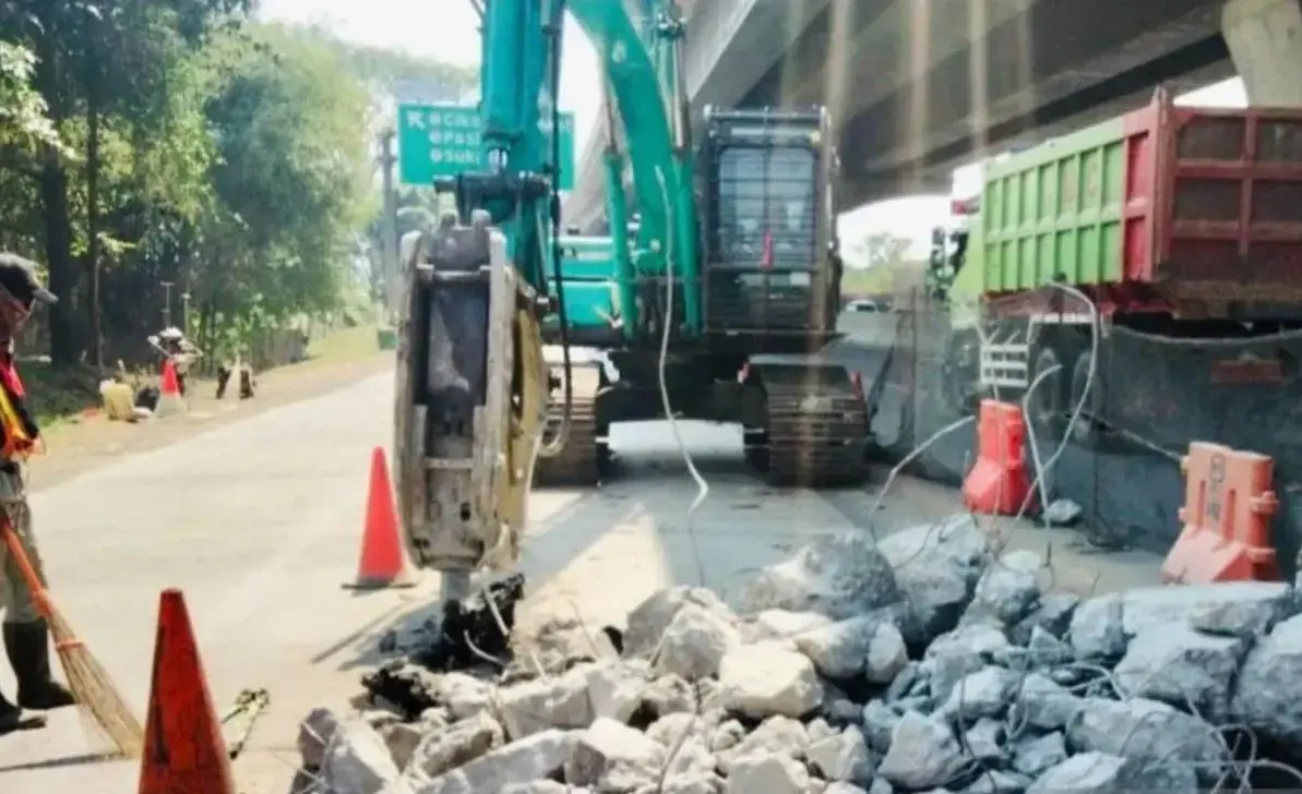 traffic-warning-jakarta-cikampek-toll-road-faces-congestion-from-repairs-at-five-key-points