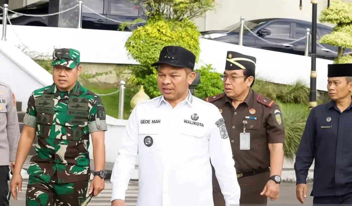 riau-governor-abdul-wahid-arrested-in-kpk-corruption-sting