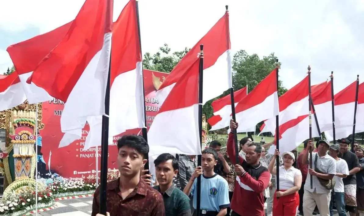 home-ministry-distributes-10-million-flags-in-bali-to-celebrate-independence-day