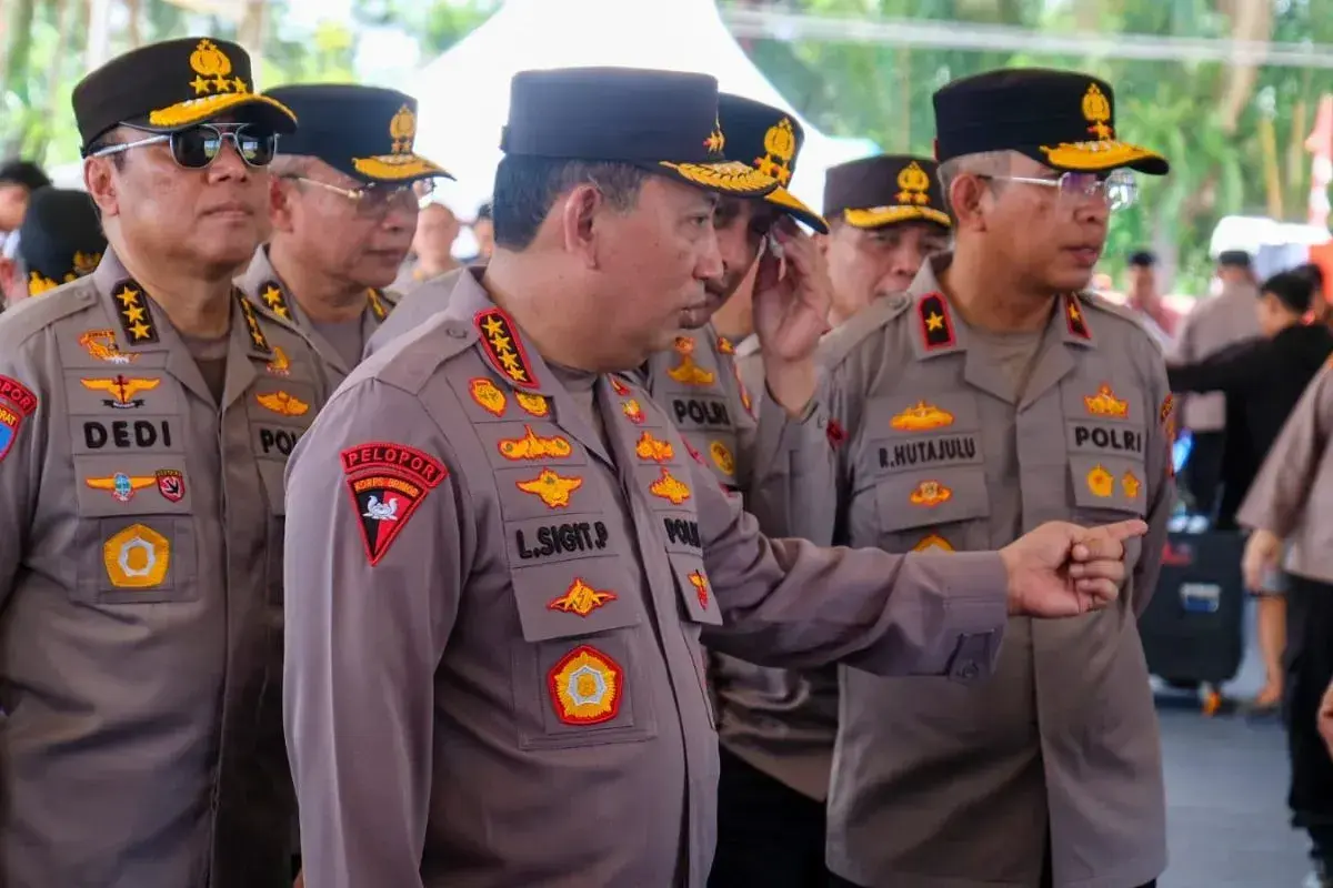 inp-chief-inspect-massive-corn-harvest-in-west-kalimantan