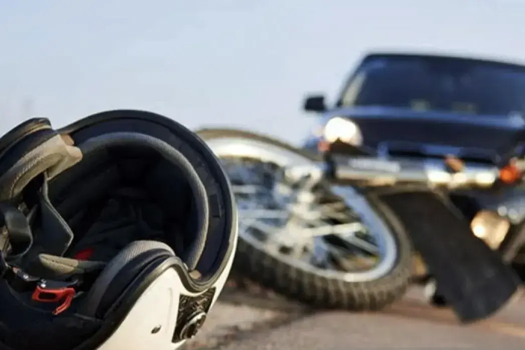 prado-car-with-institution-sticker-not-a-state-car-vp-secretariat