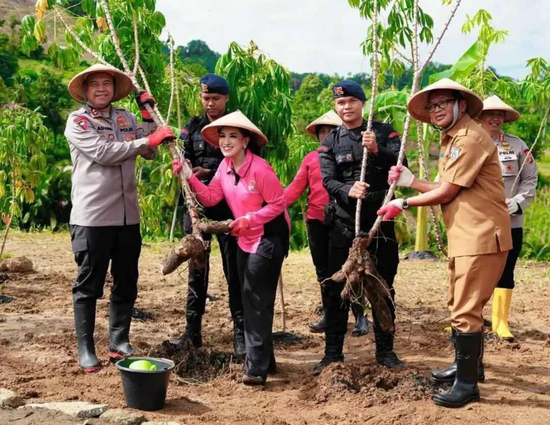 west-sulawesi-regional-police-launched-sustainable-food-yard-to-support-national-program