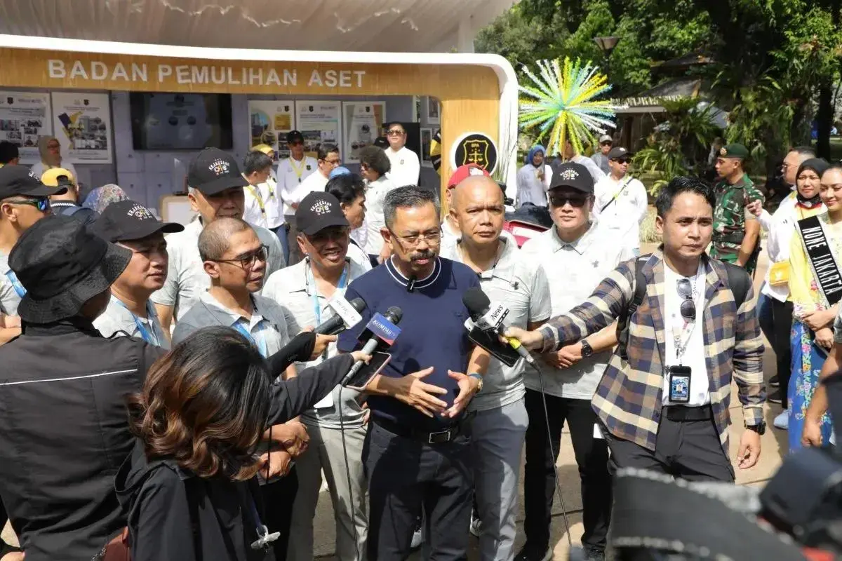 from-elementary-students-to-the-homeless-indonesias-online-gambling-crisis-exposed