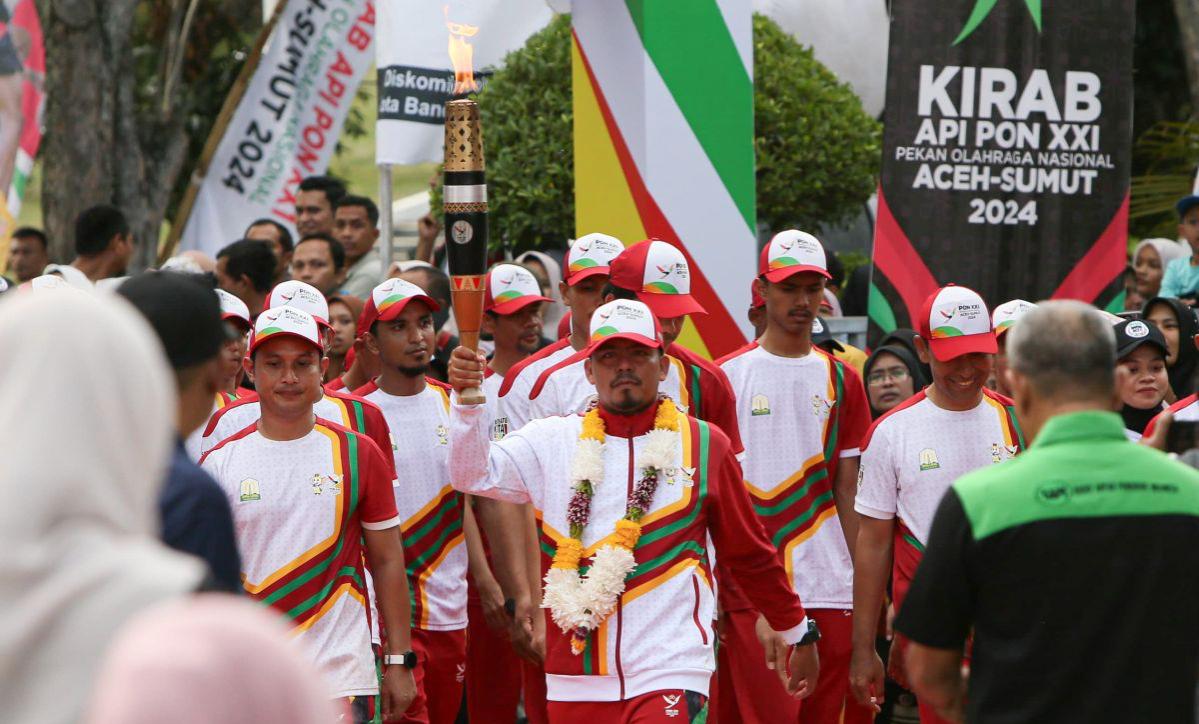 torch-relay-arrived-in-banda-aceh-pon-xxi-ready-to-be-opened-by-the-president