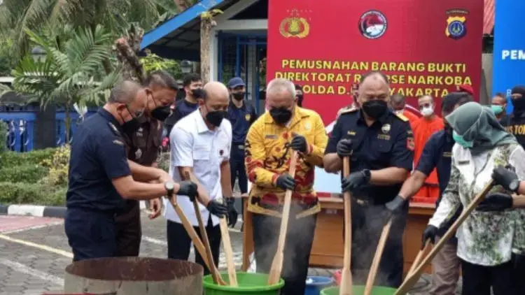 joint-operation-thwarted-new-mode-of-drug-smuggling-in-yogyakarta-international-airport