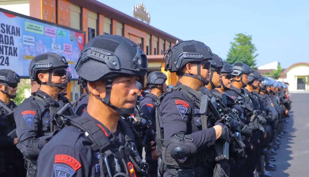 joint-tni-inp-patrols-bandarlampung-ahead-of-presidential-inauguration