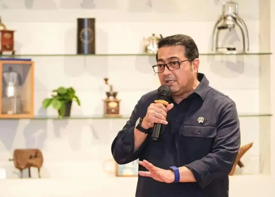 minister-teuku-to-expand-the-creative-economy-potential-in-bali