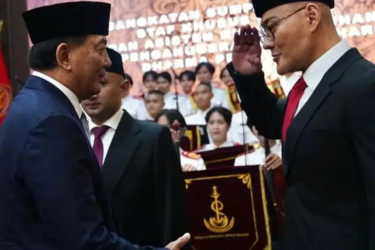 media-personality-deddy-corbuzier-appointed-as-special-staff-to-defense-minister