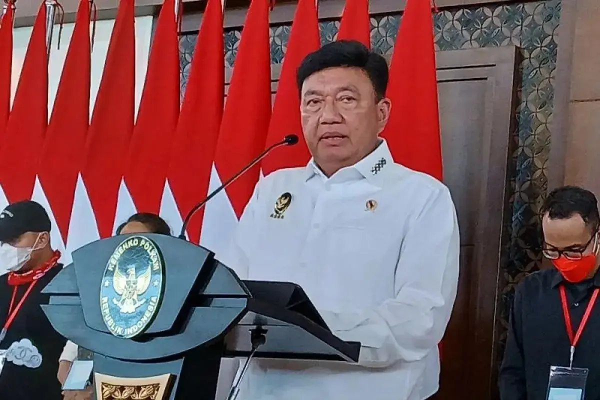 minister-budi-gunawan-demands-severe-punishment-for-rough-soldiers-in-police-shooting