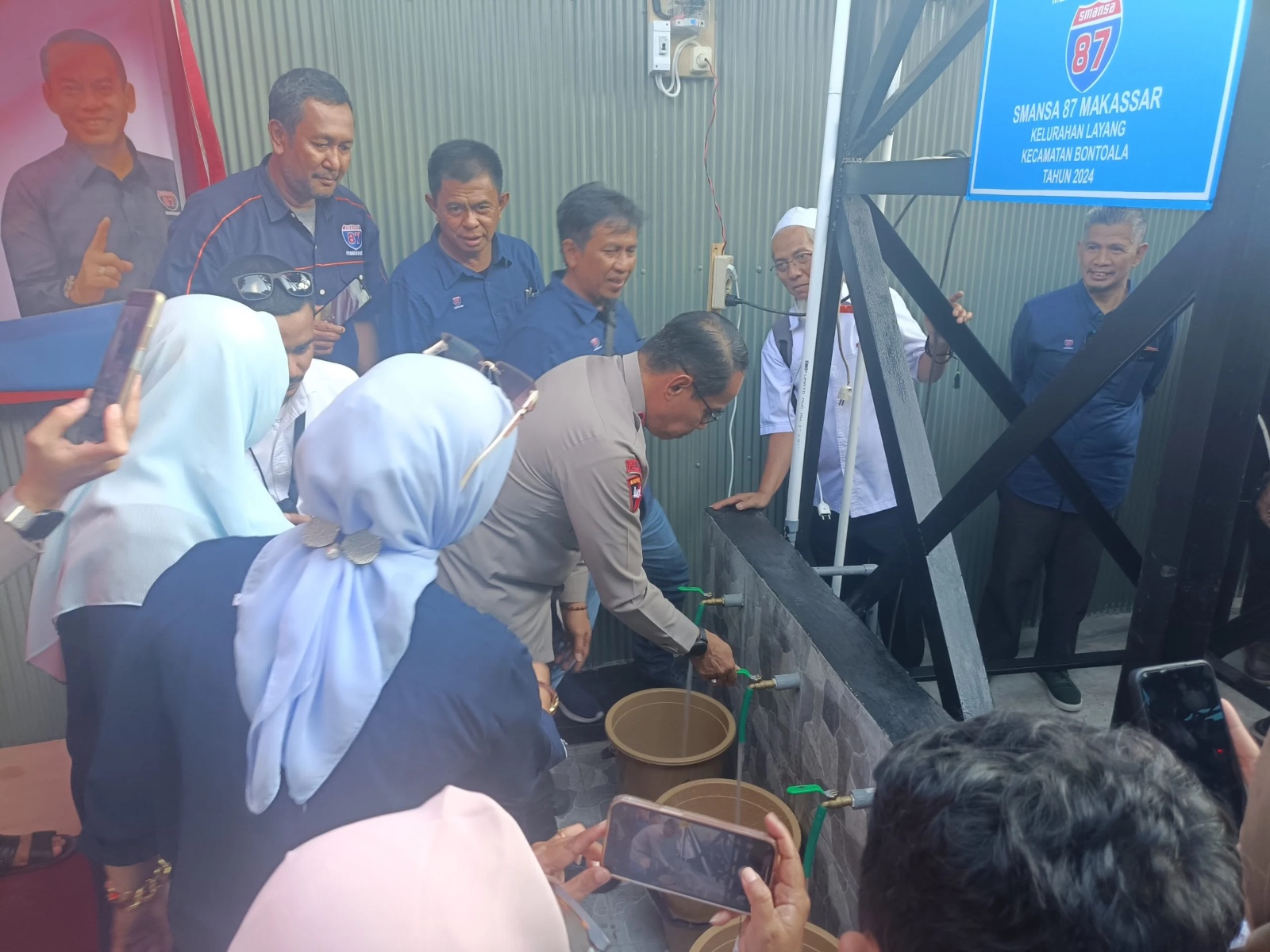 combatting-clean-water-crisis-south-sulawesi-regional-police-chief-builds-drilled-wells