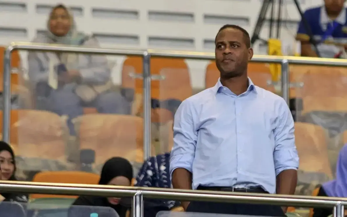 pssi-chairman-erick-thohir-welcomes-coach-patrick-kluiverts-initial-squad-selection