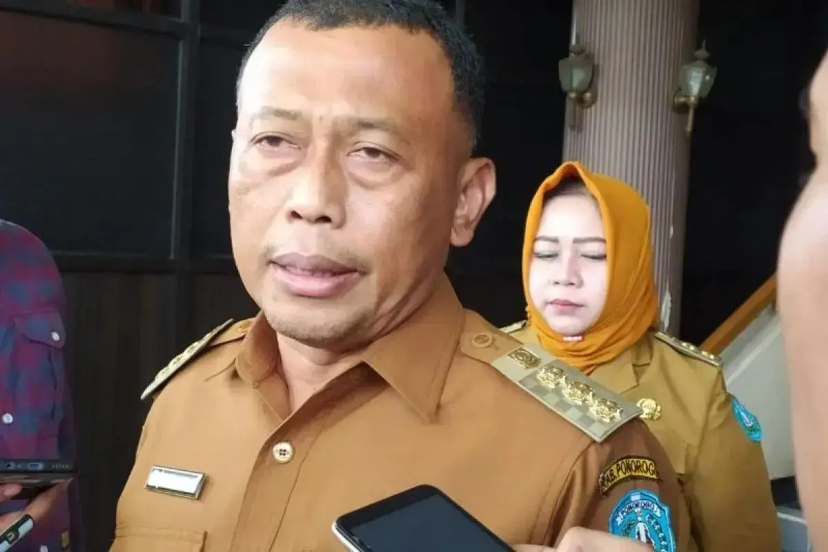 kpk-arrests-13-including-ponorogo-regent-in-latest-corruption-sting
