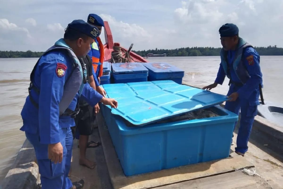 tanjungbalai-sub-regional-police-intensify-patrol-in-ports-to-stop-illegal-items-from-entering