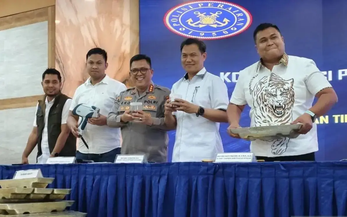 inp-hunt-senders-of-illegal-tin-sand-shipment-in-bekasi