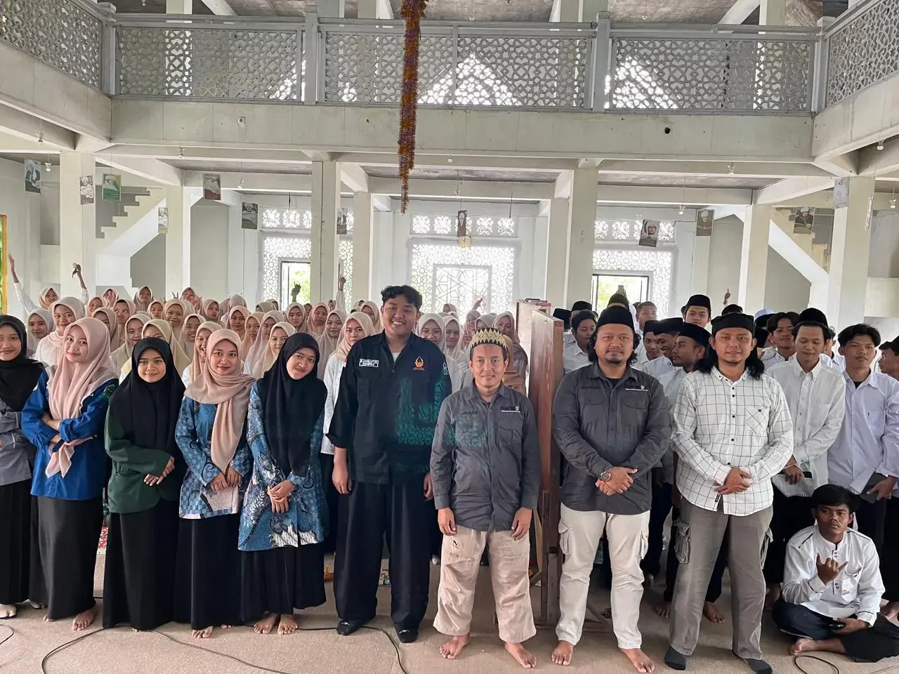 densus-88-outreach-students-of-attanwir-institute-of-bojonegoro-on-the-dangers-of-radicalism