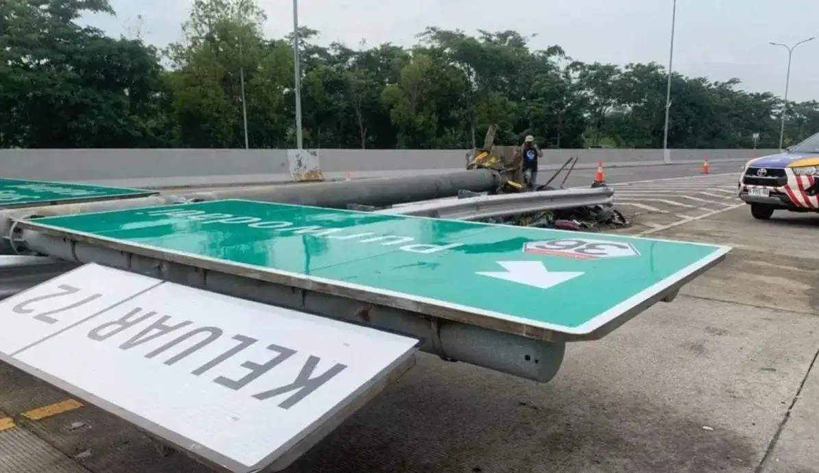 mobile-brigade-bus-crashes-on-purwodadi-toll-road-killed-two