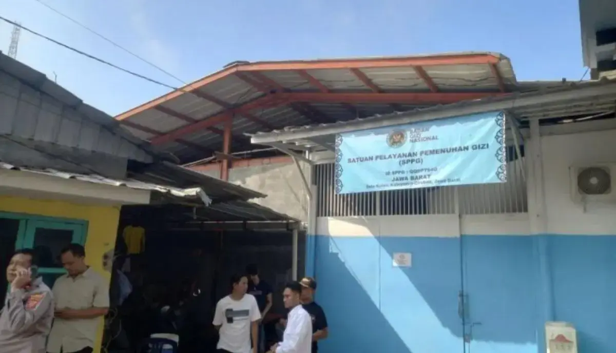 police-investigates-the-food-poisoning-cases-in-setu-wetan-2-elementary-school