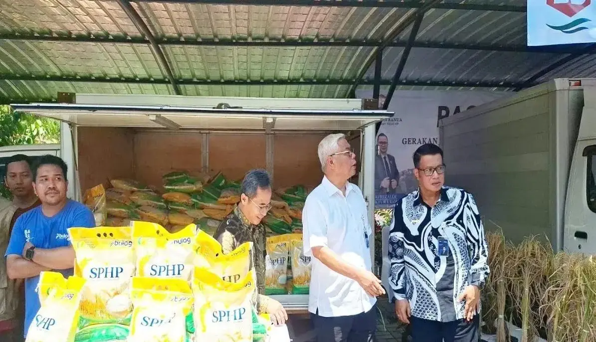 bulog-races-to-distribute-11-million-tons-of-sphp-rice-by-december