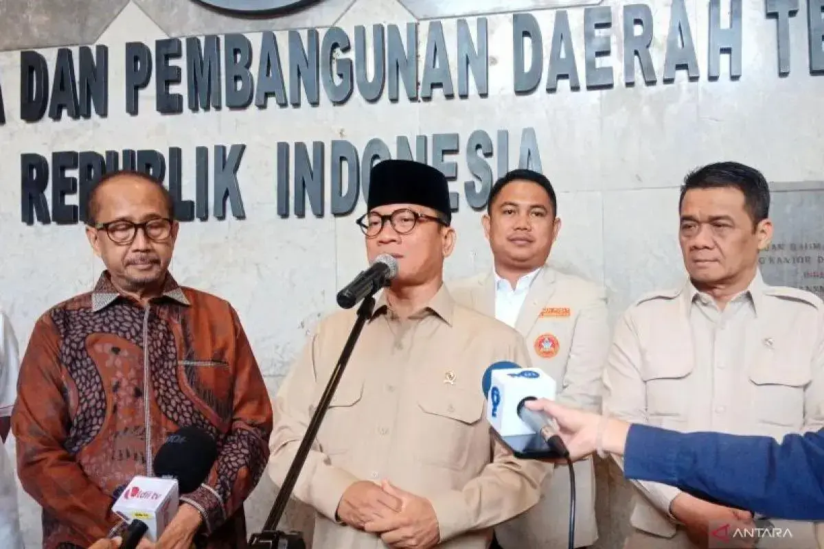 minister-yandri-optimistic-the-golden-indonesia-goal-can-be-achieved-more-quickly-through-village-development
