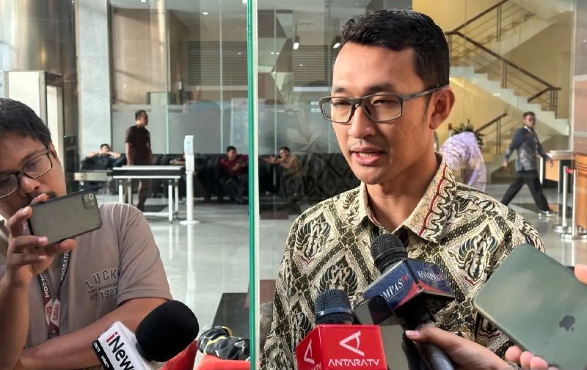 kpk-names-eight-suspects-in-foreign-worker-permit-corruption-case
