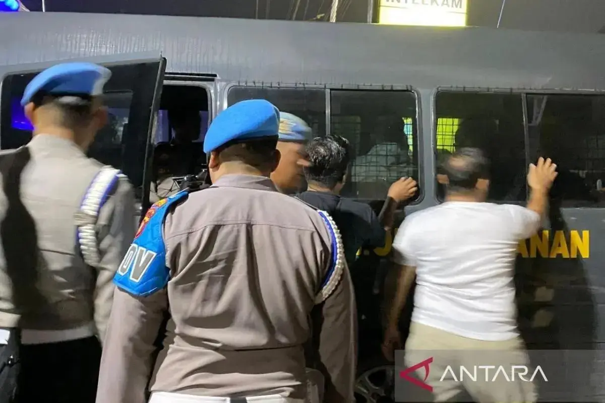 in-less-24-hours-police-recaptured-10-escaped-prisoners-in-samarinda-city