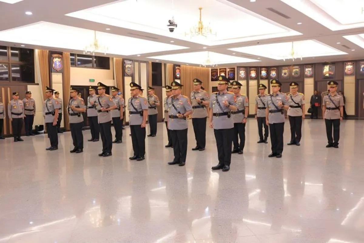 inp-chief-inaugurates-gen-wahyu-widada-as-new-inspector-general