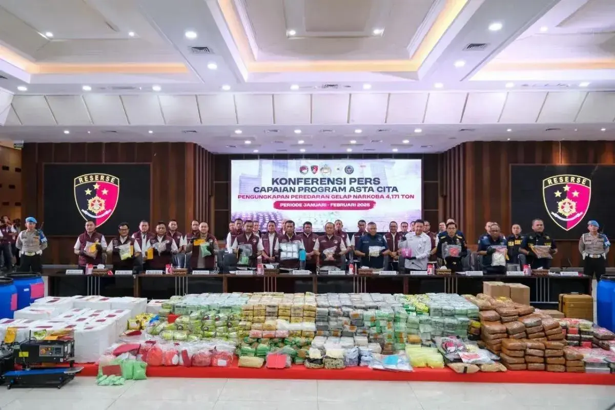 customs-office-and-inp-strengthen-cooperation-against-drug-smuggling