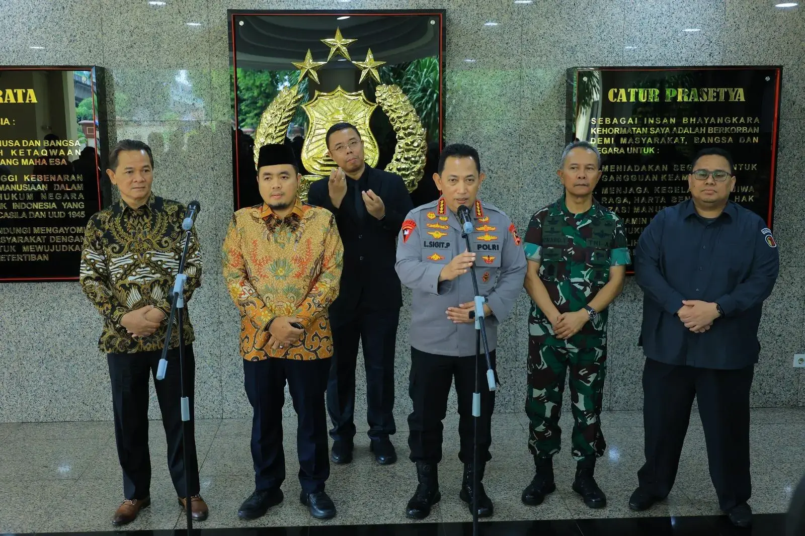 election-logistics-distribution-begun-to-be-moved