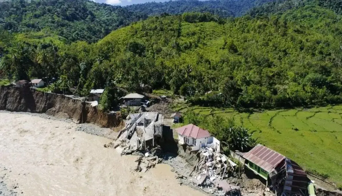death-toll-climbs-in-aceh-north-sumatra-and-west-sumatra-disaster
