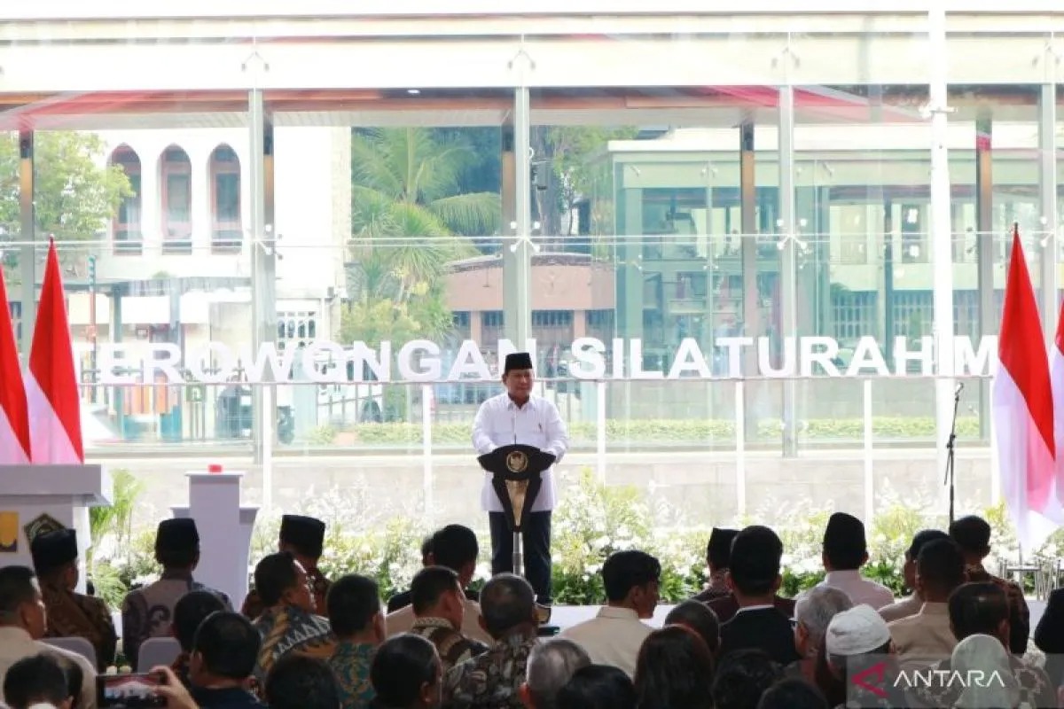 prabowo-inaugurates-silaturahmi-tunnel-connecting-istiqlal-cathedral
