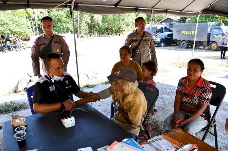 police-provides-medical-assist-to-bugalima-village-residents-following-conflict