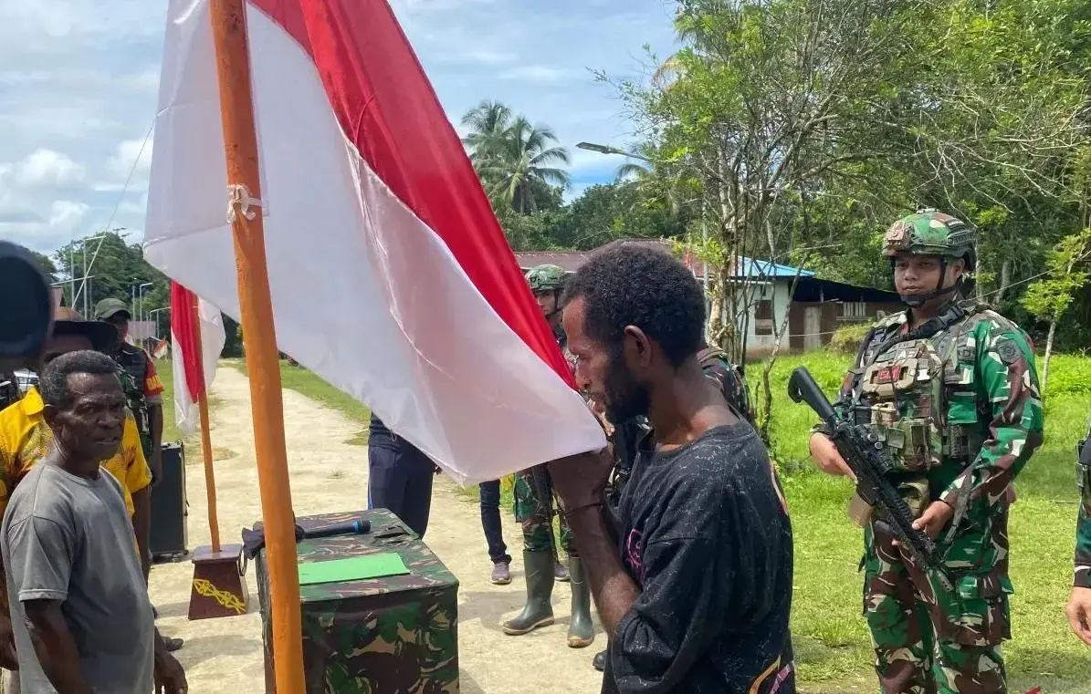 former-separatist-leader-in-greater-sorong-papua-returns-to-indonesia