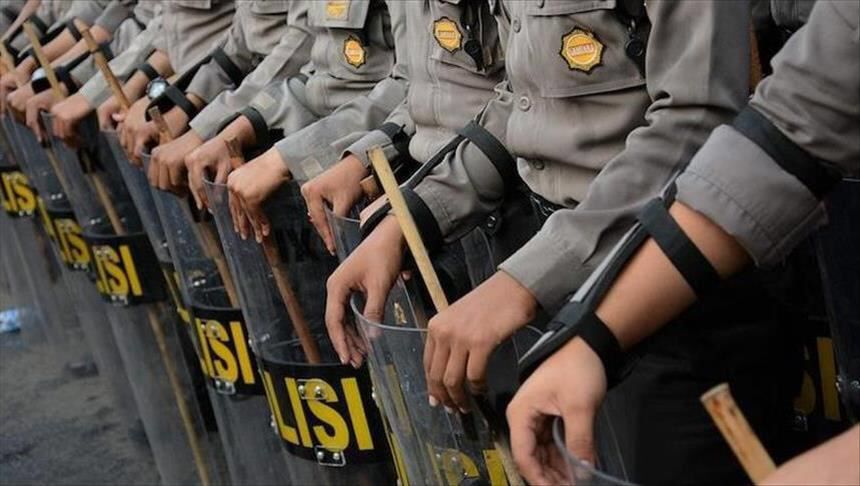 879-southeast-sulawesi-regional-police-personnel-deployed-to-secure-election-process