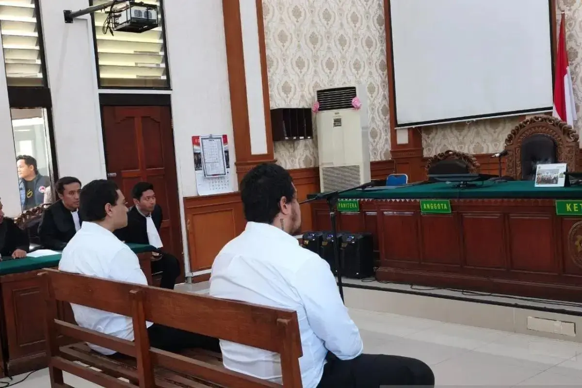 three-australians-face-death-penalty-for-double-murder-in-bali