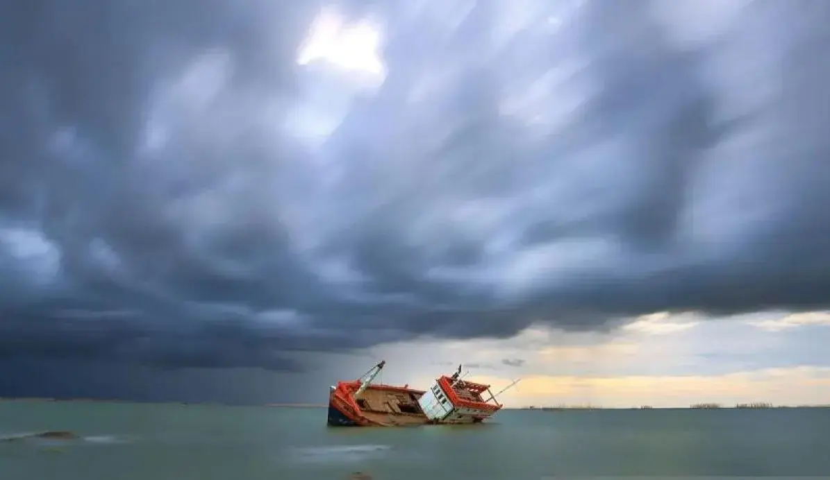 indonesia-south-korea-search-for-two-missing-crew-members-after-ship-sinks-near-jeju